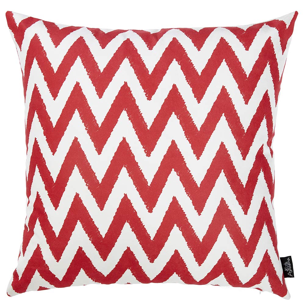 Pillows HomeRoots Multi Polyester 18'x18' Red Chevron Decorative Throw Cover Printed