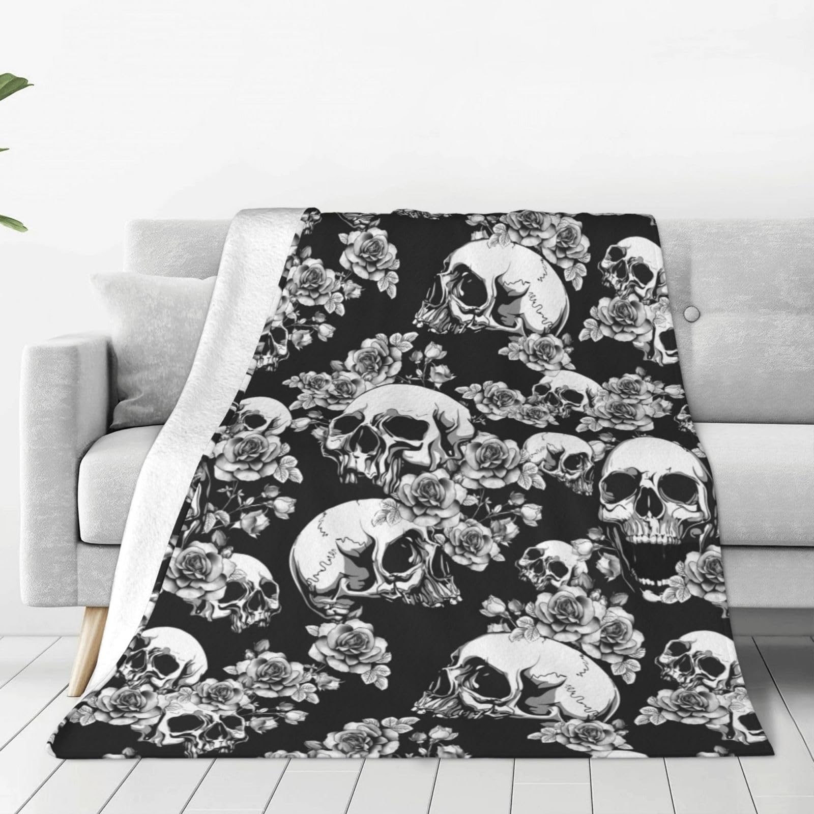 Docsckus Ultra-Soft Microfiber Throw Blanket 330 Gsm Fuzzy Fleece Blanket For Adults Kids Gift Couch, Sofa, Bed Skull Floral 50'