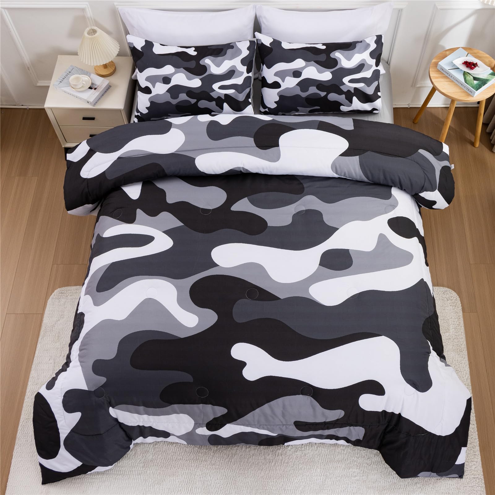 Meeting Story Camouflage Bedding Set, Colorful Pattern Style Comforter Set, 3 Pcs One Comforter Two Pillowcases In One Bag, All