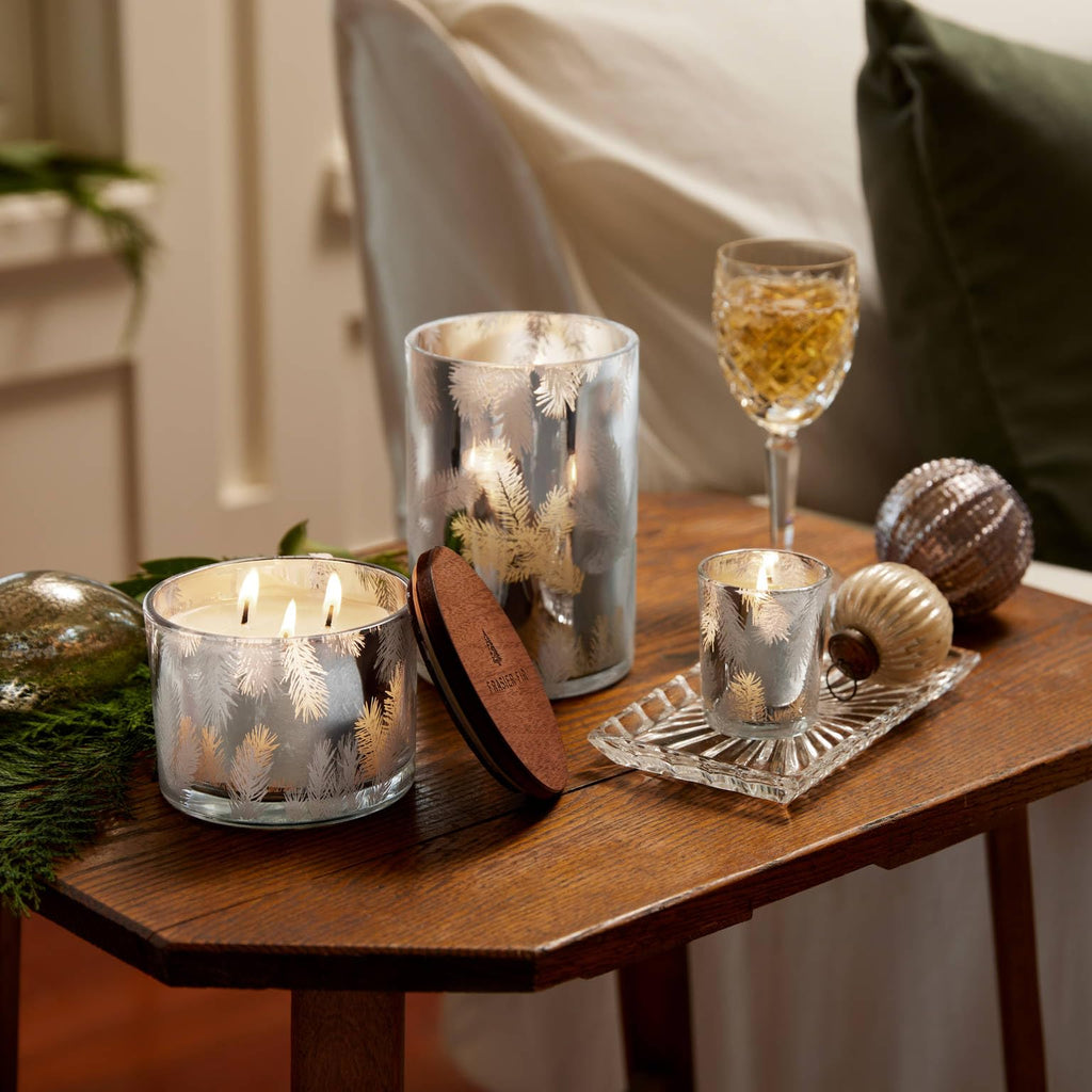 Thymes Luminary Frasier Fir Candle - Scented Candle - Luxury Home Fragrance - Home Decor & Bathroom Accessories - Frasier Fir Pi