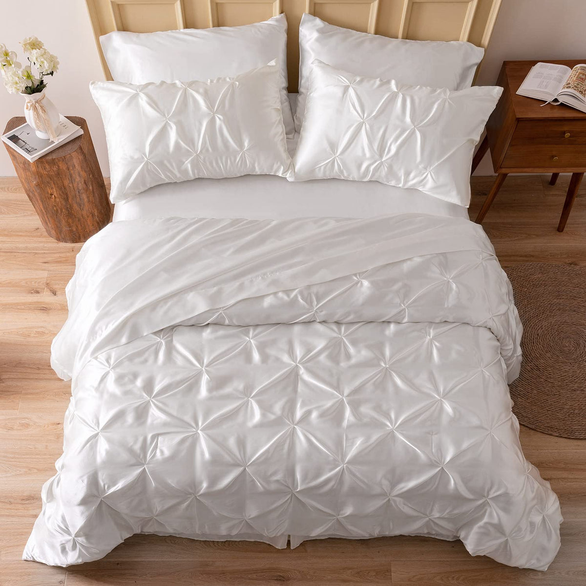 Mr&Hm Satin Comforter California King 7 Pieces Ivory - Luxurious Pinch Pleat Bedding Set With Comforter, Flat Sheet, Fitted Shee
