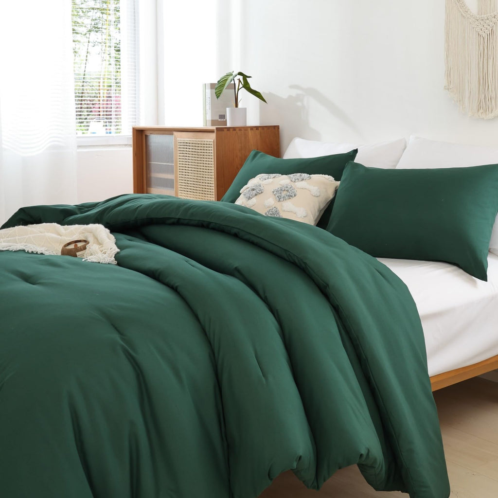 Rosgonia Comforter Full Size For Girls Boys Teen,3Pcs(1 Dark Emerald Green Comforter & 2 Pillowcases),Soft Kids Comforter Sets A