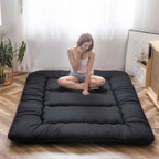Maxyoyo Japanese Floor Mattress Futon Mattress, 4' Thicken Tatami Mat Sleeping Pad Foldable Roll Up Mattress Boys Girls Dormitory Mattress Pad Kids Floor Lounger Pillow Bed, Black, Twin Size