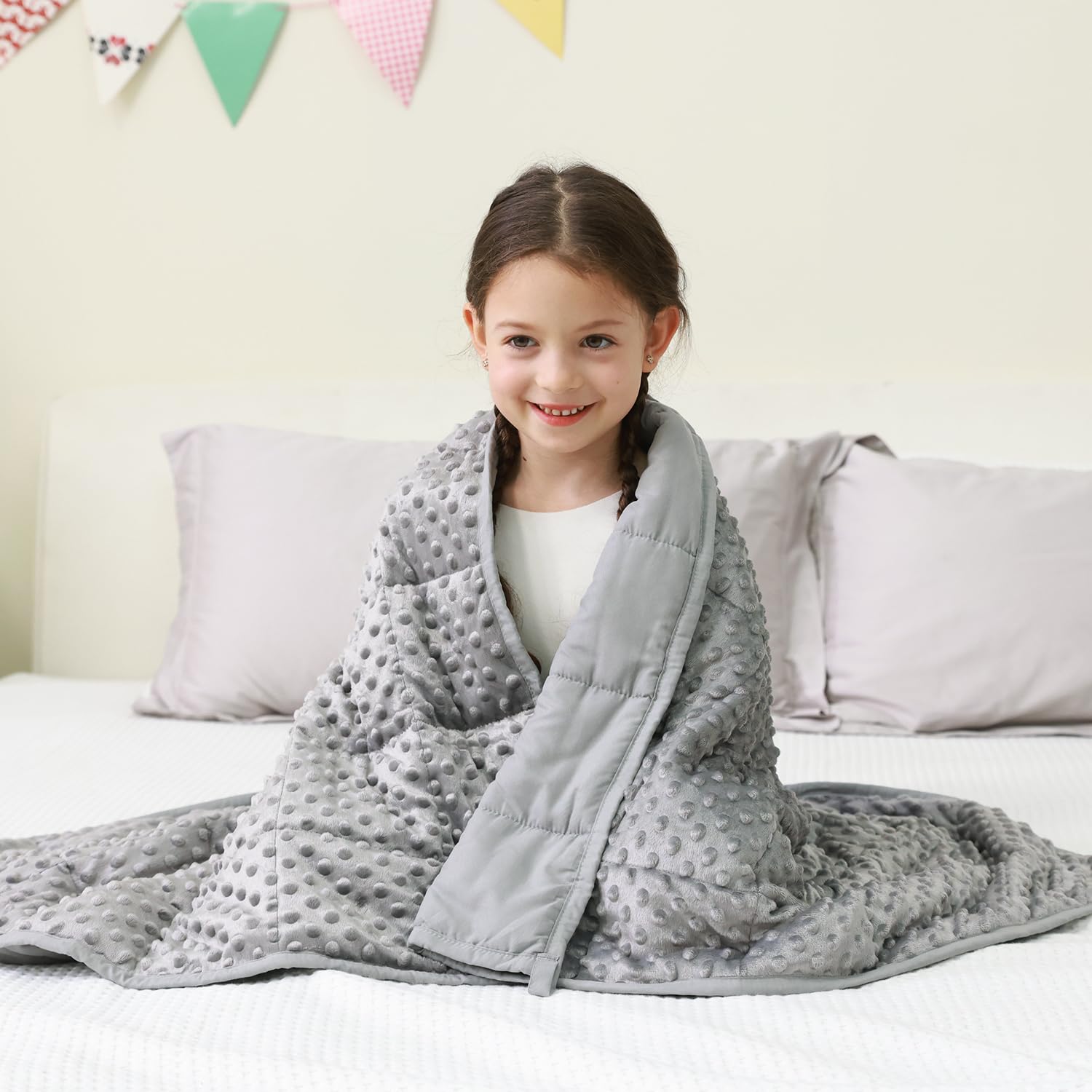 Mr. Sandman Weighted Blanket 7LBS 41 x 60 Inches, Minky Dots Heavy Blanket with Glass Beads, Soft and Cooling for School and Hom