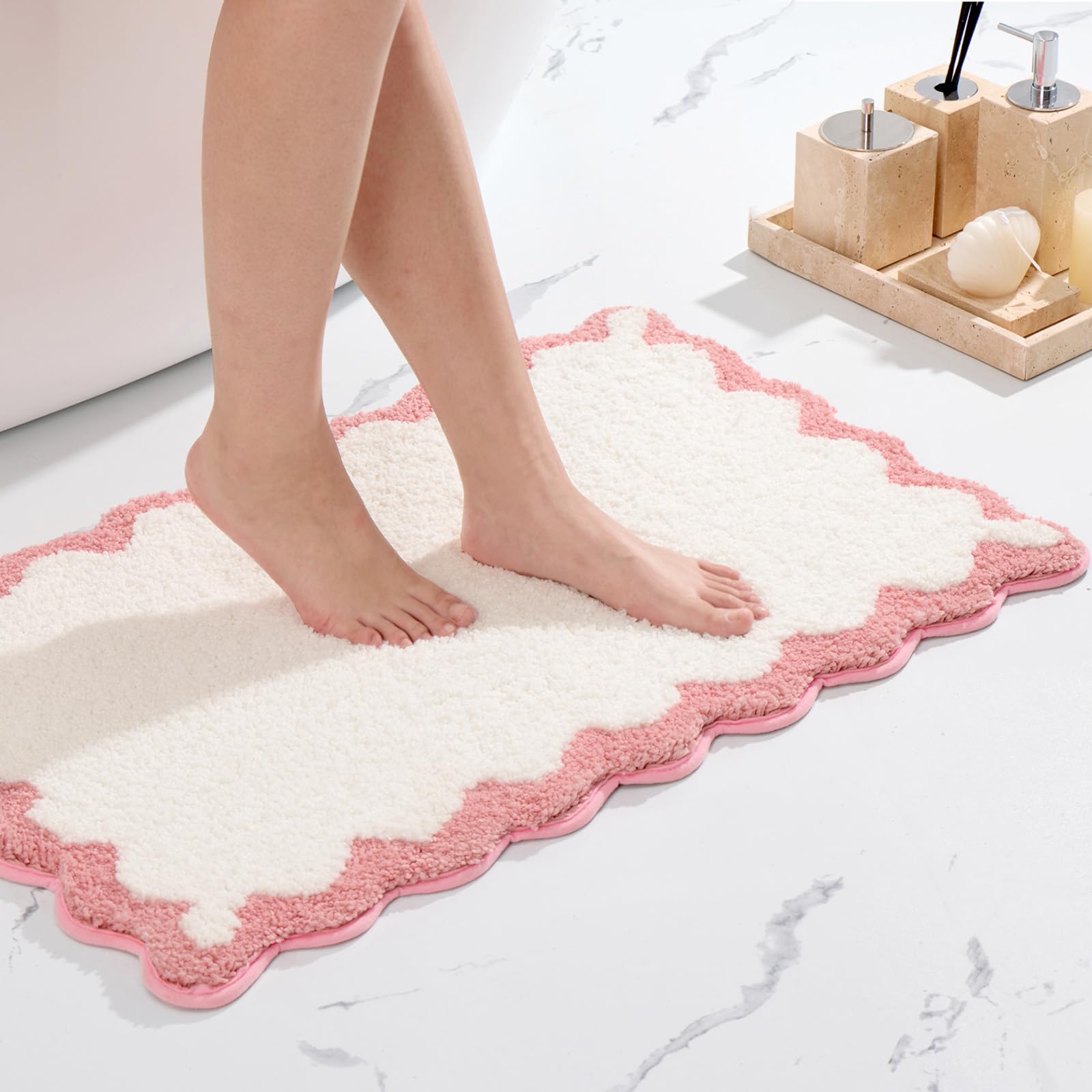 ORTIGIA Cute Scalloped Bathroom Rugs Non Slip Washable, Quick Dry Absorbent Plush Microfiber Bath Mats, Fun White and Pink Bathm