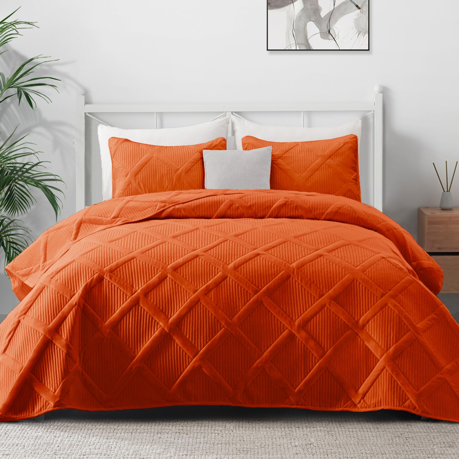Exclusivo Mezcla Quilt Set Oversized King Size, 3 Pieces Burnt Orange Cal King Quilt Bedding Set, Lightweight Quilts Soft Bedspr