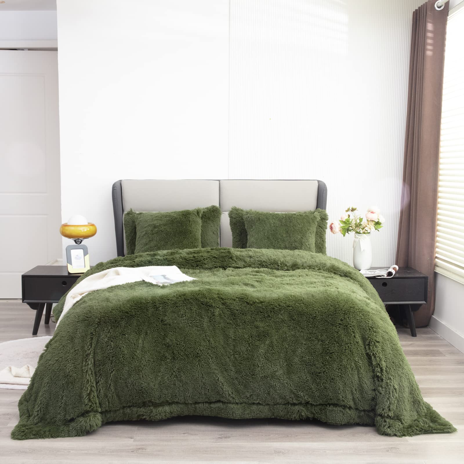 Yusoki Faux Fur Queen Blanket(Olive Green,90'' X 90''),Whithout Pillows,Winter Lightweight Plush Fuzzy Soft Cozy Microfiber Comf