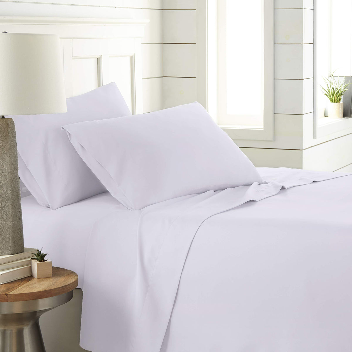Southshore Fine Living, Inc. Classic Soft And Comfortable 4-Piece Sheet Set, King, Bright White