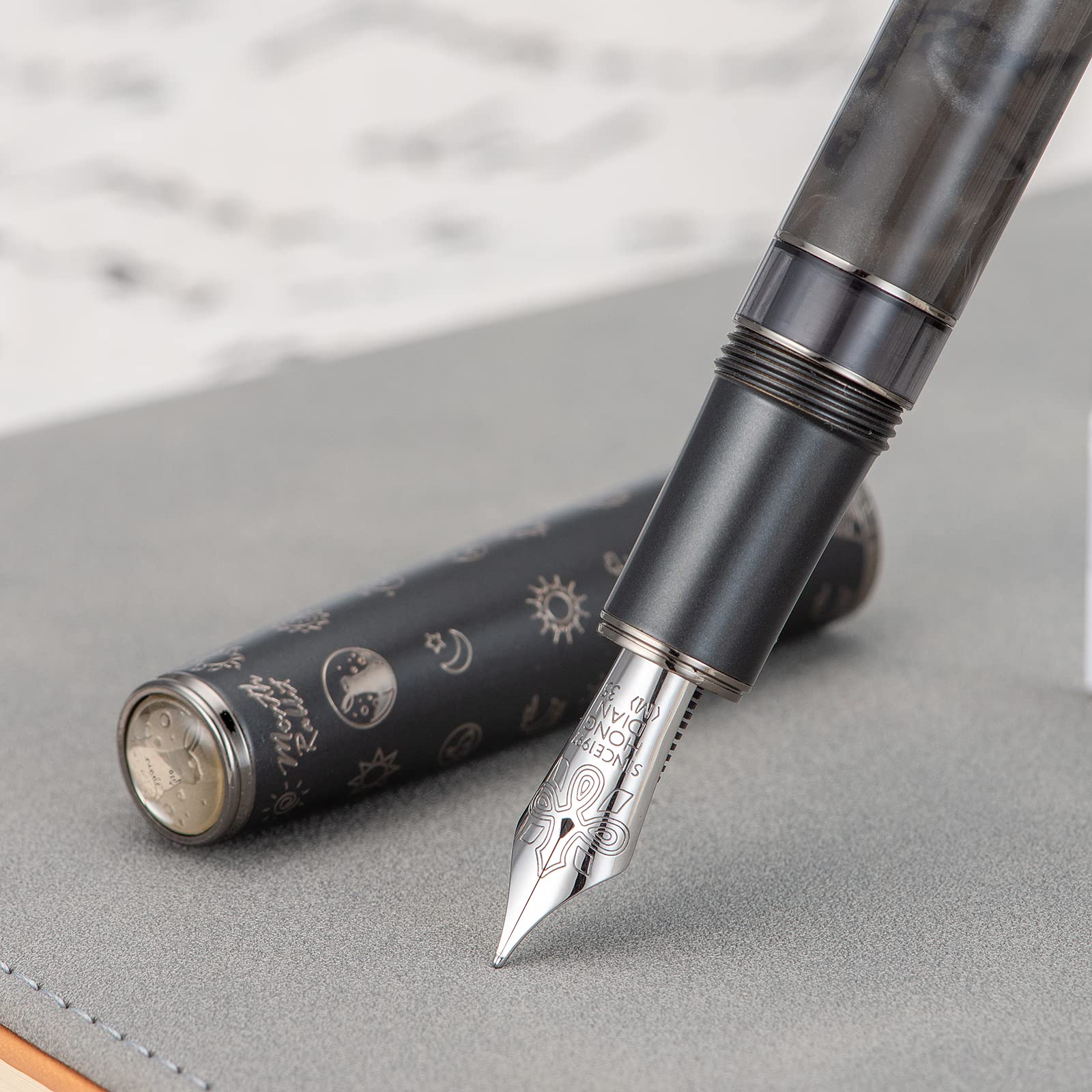 Hongdian N7 Gray Resin Piston Fountain Pen Rabbit Cap, Iridium Medium Nib Classic Pen Smooth Writing Pen With Metal Box