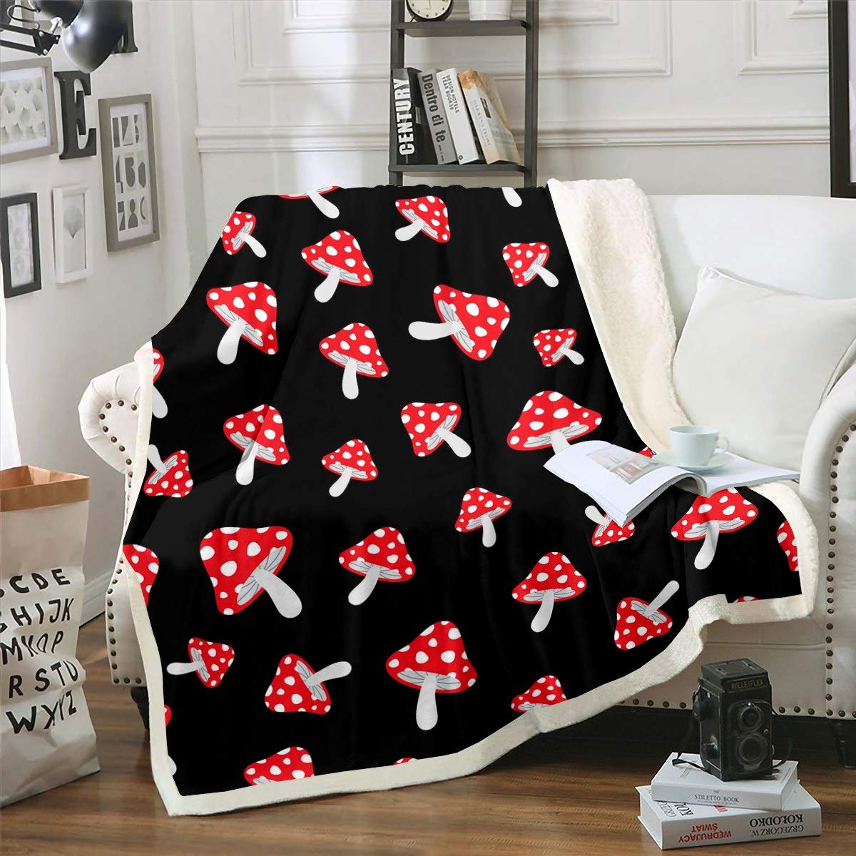 Feelyou Cute Mushrooms Plush Throw Blanket Red Mushrooms Sherpa Blanket Natural Wild Fungus Fleece Throw Blanket Botanical Fuzzy Blanket For Kids Boys Girls 90'X90' Black