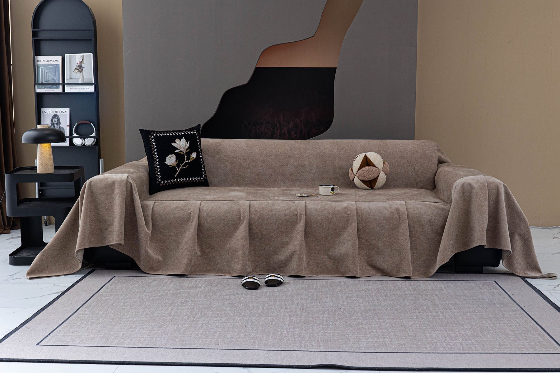 Waterproof Couch Cover Throw, Non Slip Furniture Protector for Leather & Fabric Sofa
