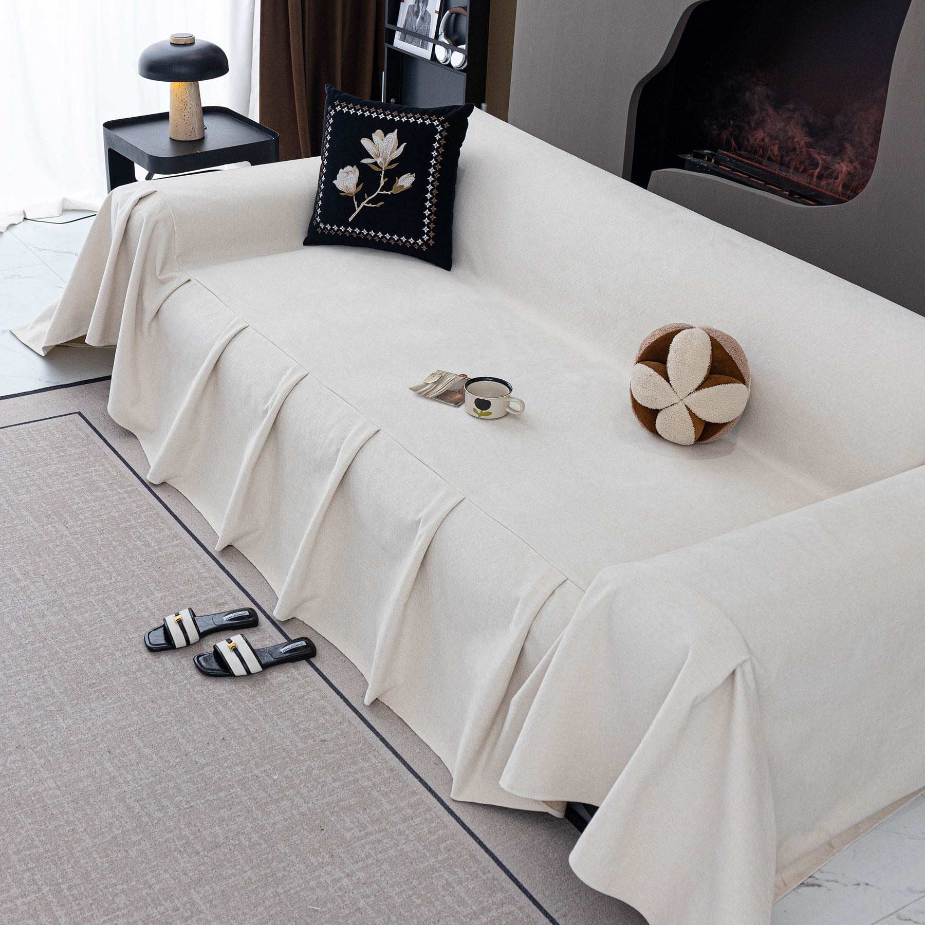 Waterproof Couch Cover Throw, Non Slip Furniture Protector for Leather & Fabric Sofa