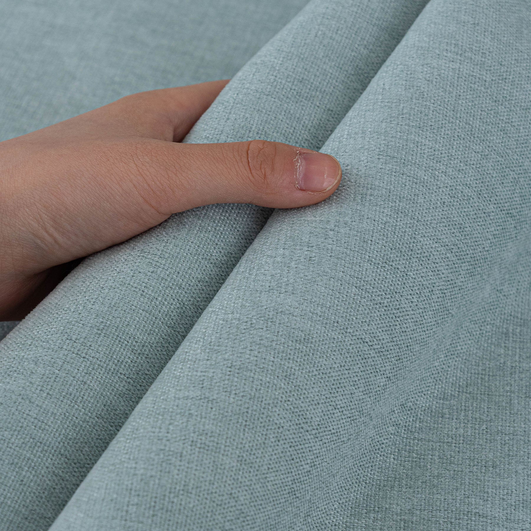 Waterproof Couch Cover Throw, Non Slip Furniture Protector for Leather & Fabric Sofa
