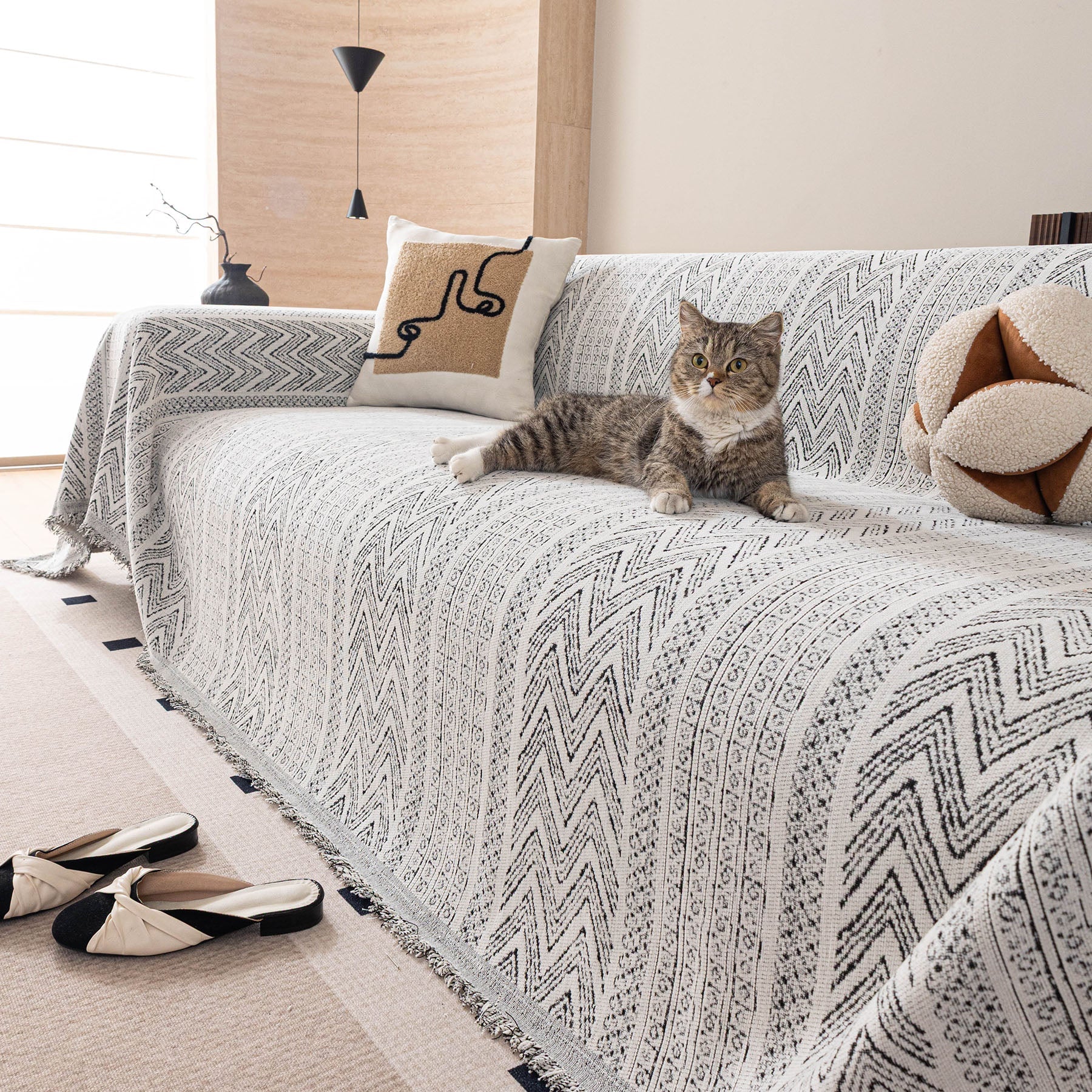 Decorative Slipcover for Pets, Kids, Boho Woven Couch Cover Throw Blanket with Tassel