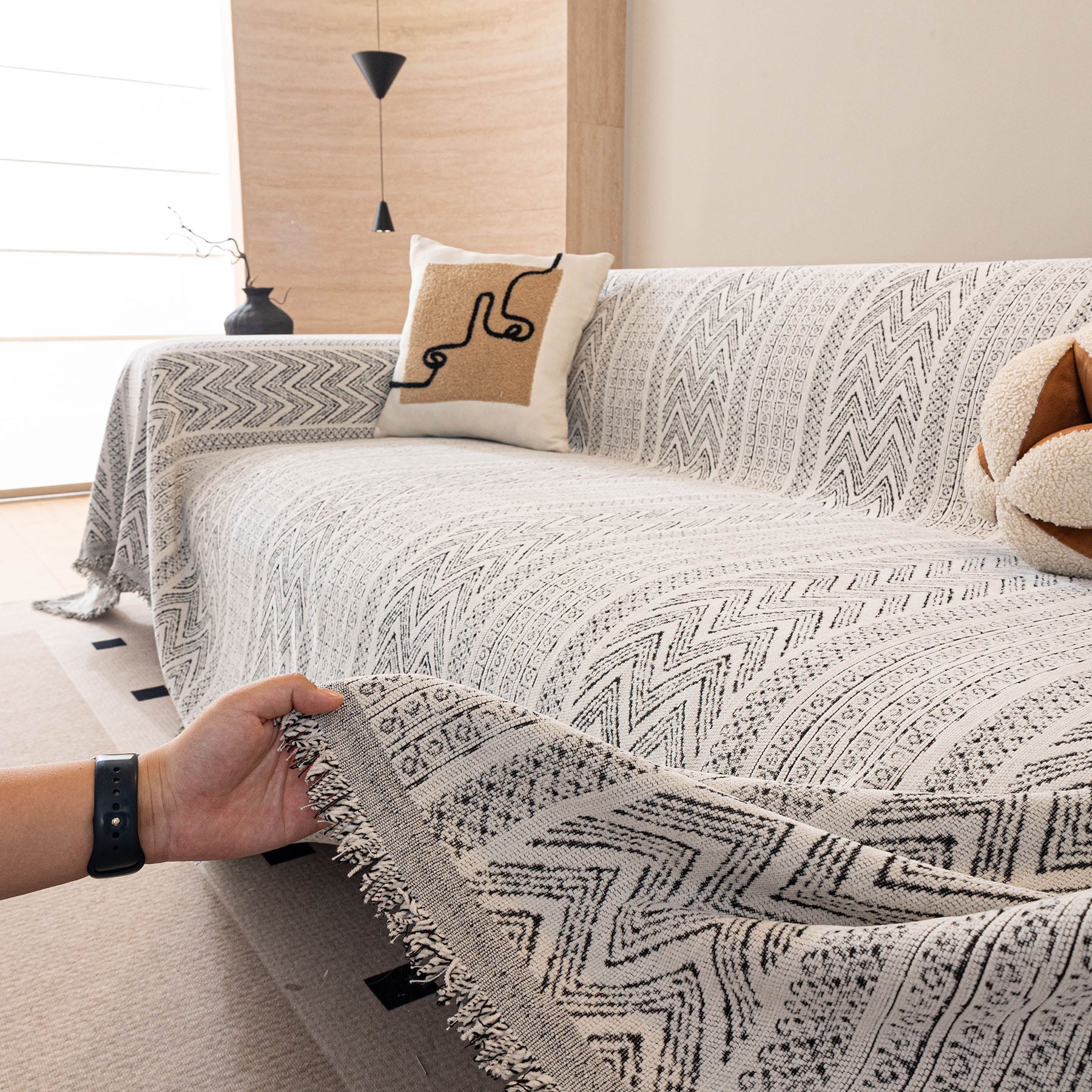 Decorative Slipcover for Pets, Kids, Boho Woven Couch Cover Throw Blanket with Tassel