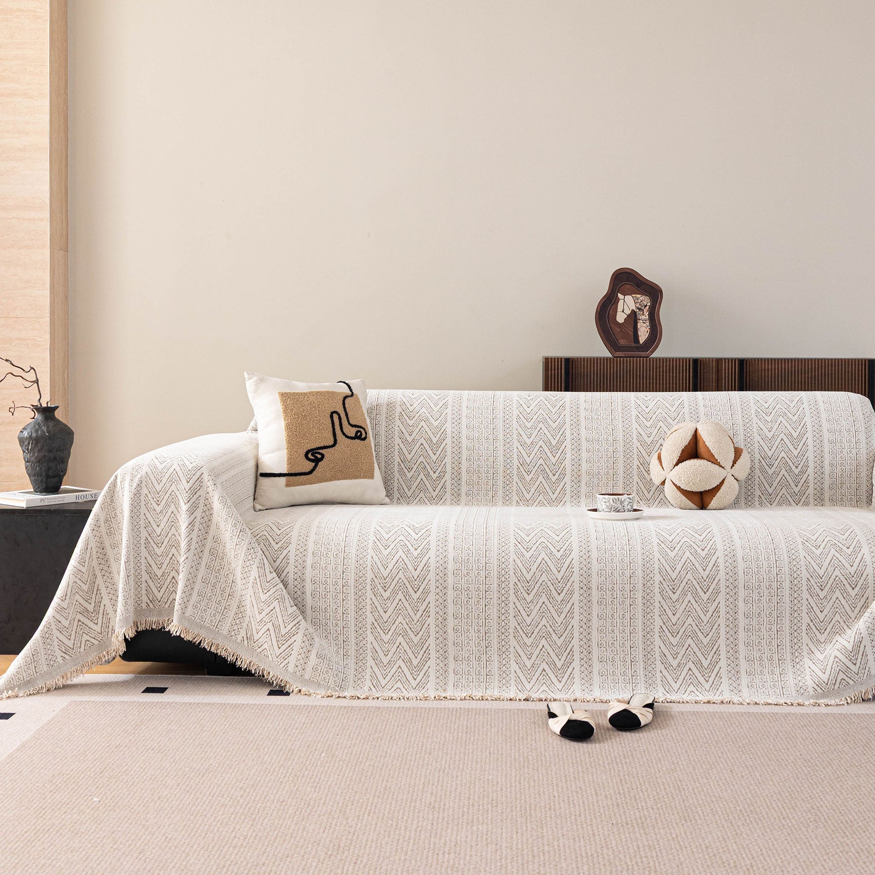 Decorative Slipcover for Pets, Kids, Boho Woven Couch Cover Throw Blanket with Tassel