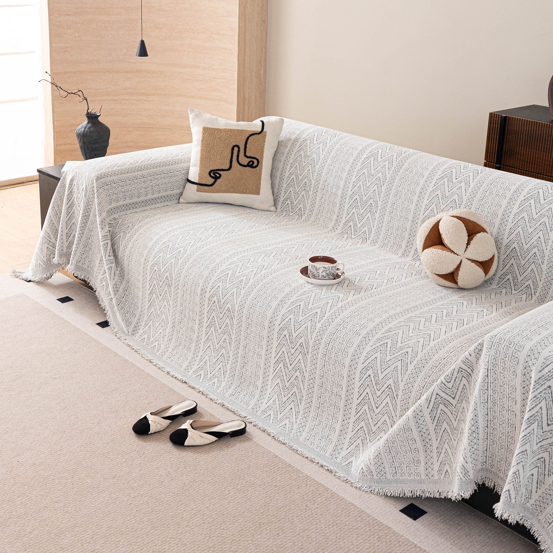 Decorative Slipcover for Pets, Kids, Boho Woven Couch Cover Throw Blanket with Tassel