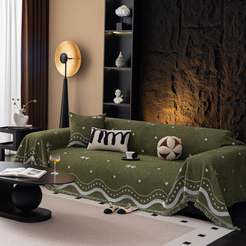 Luxurious Jacquard Couch Cover, Snag-Resistant Pet Friendly Couch Throw with Fringe