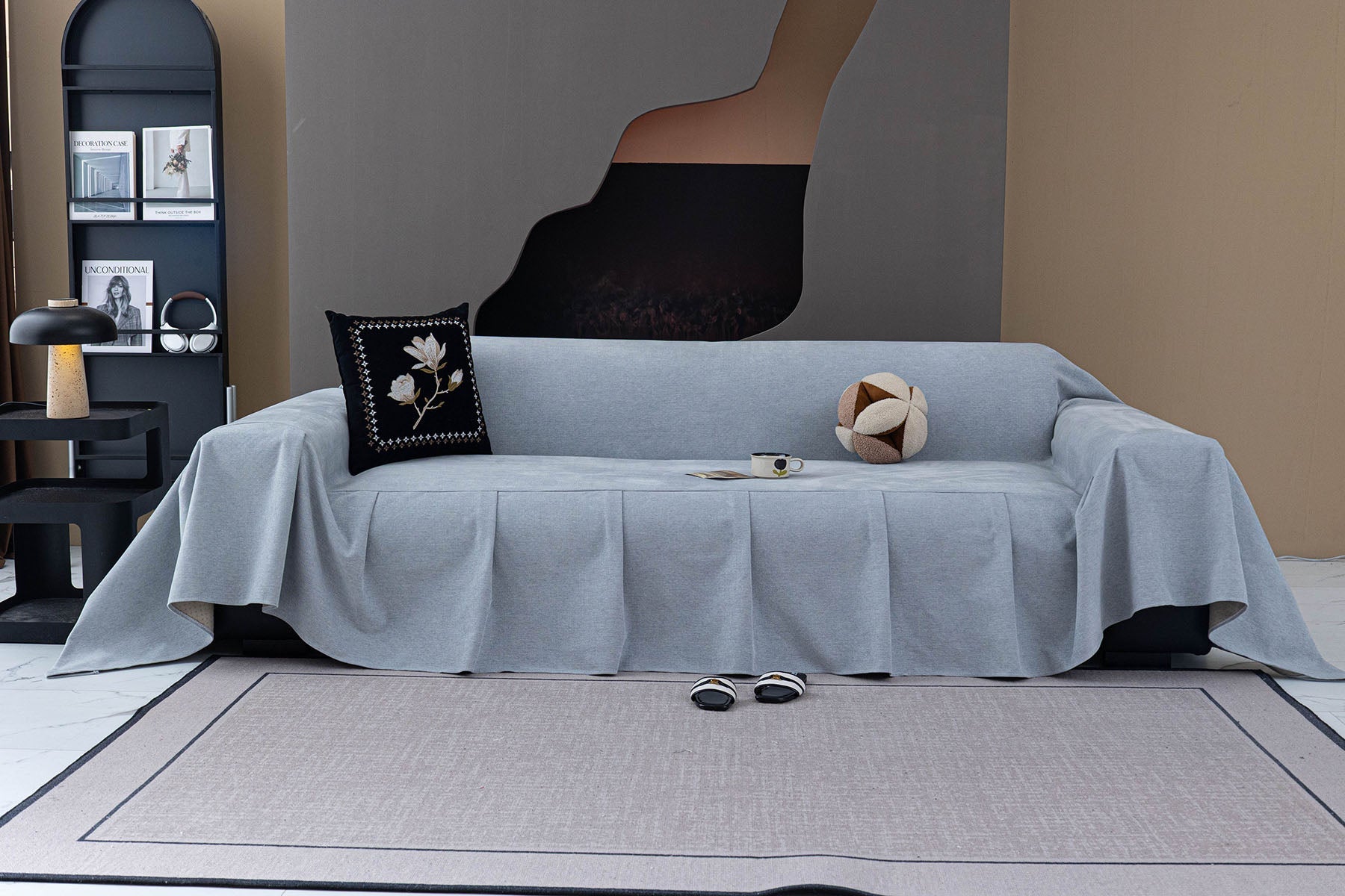 Waterproof Couch Cover Throw, Non Slip Furniture Protector for Leather & Fabric Sofa