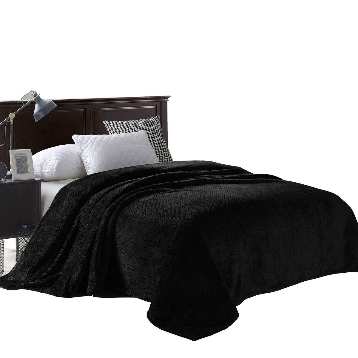 Exclusivo Mezcla Waffle Textured Soft Fleece Blanket, Queen Size Bed Blanket, Cozy Warm And Lightweight (Black, 90X90 Inches)