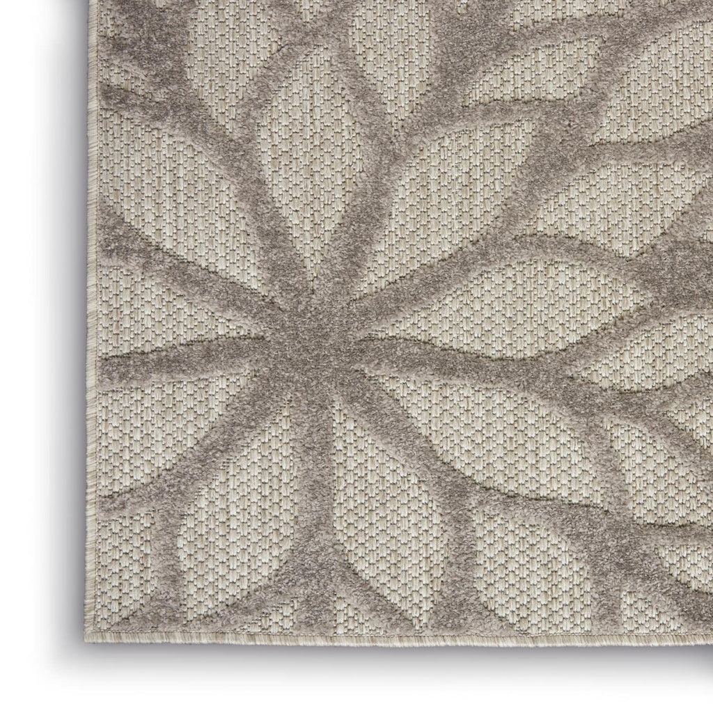 Nourison Aloha Indoor/Outdoor Floral Silver Grey 3'6' X 5'6' Area Rug, (4' X 6')