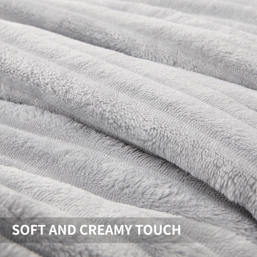 Andency King Size Comforter Set, Light Grey Soft Fluffy Comforter Set King Size, Winter Warm Fleece Faux Fur Bedding Set, Luxury
