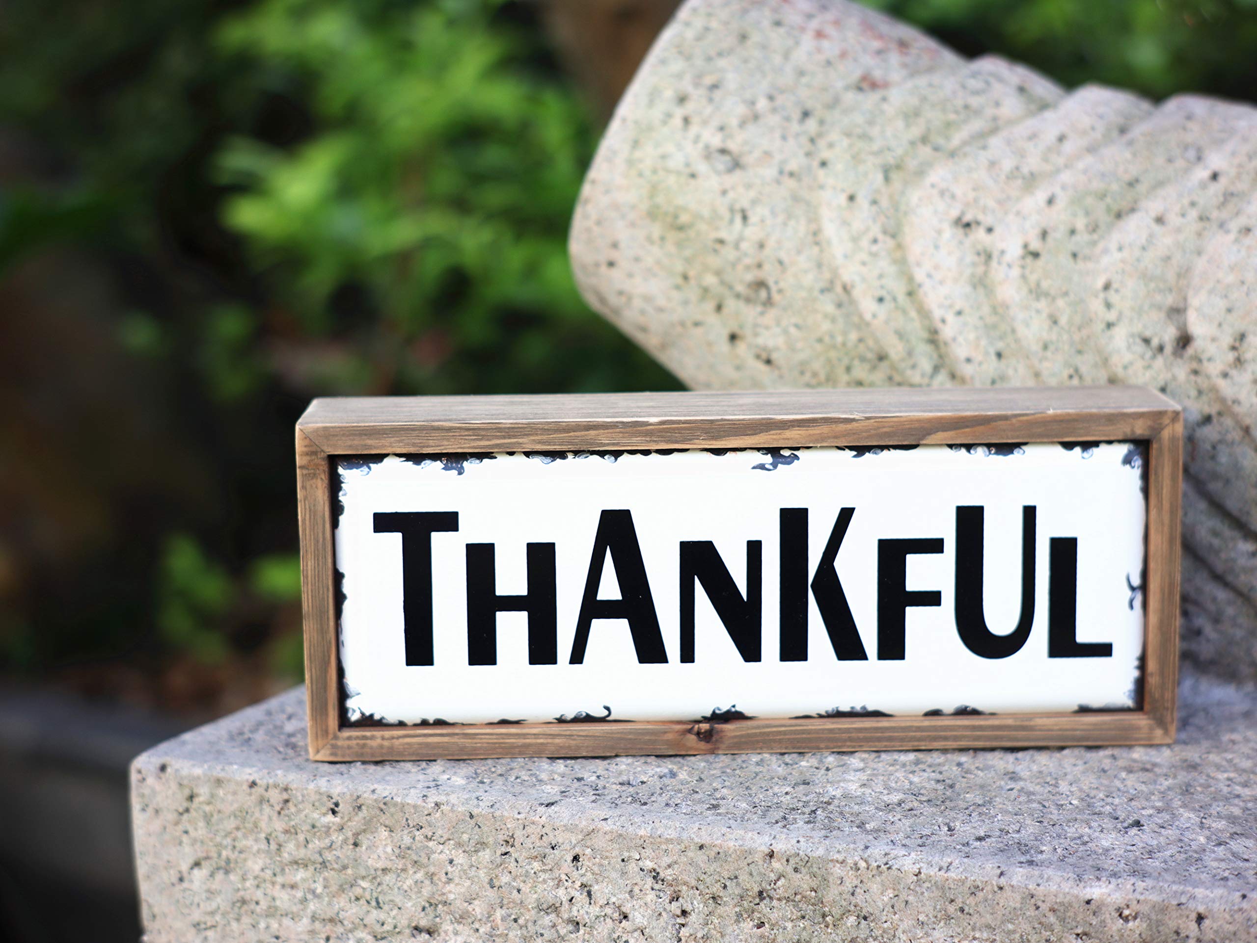 Parisloft Thankful Enamel Surface Decorative Shelf Sitter Inspirational Wood Block Sign Table Top Decor Plaque 10 X 2 X 3.75 Inc