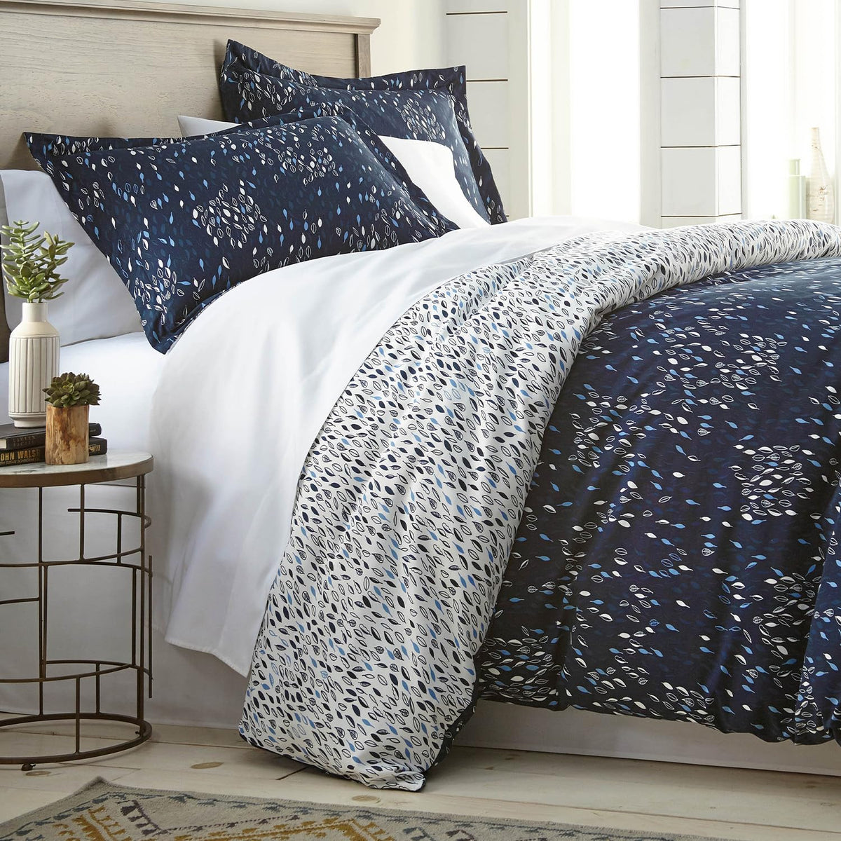Southshore Fine Living, Inc. Infinite Blossom Collection - Oversized Cal King Comforter Set, All-Season Down Alternative With 2
