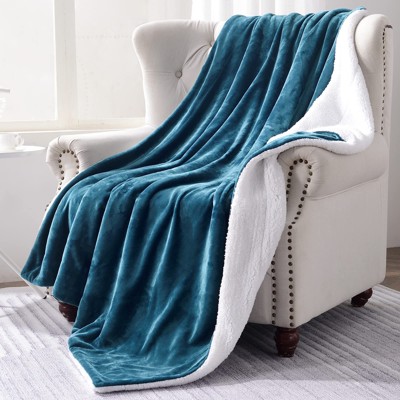 Sochow Sherpa Fleece Throw Blanket, Double-Sided Super Soft Luxurious Plush Blanket Throw Size, Blue Coral, 50X60 Inches