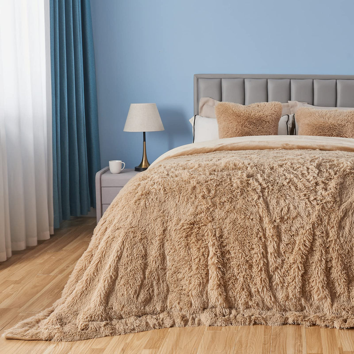Gonaap Fuzzy Faux Fur Throw Blanket Queen Size Brown Super Soft Cozy Plush Fuzzy Shaggy Blanket For Couch Sofa Bed (Brown, Queen