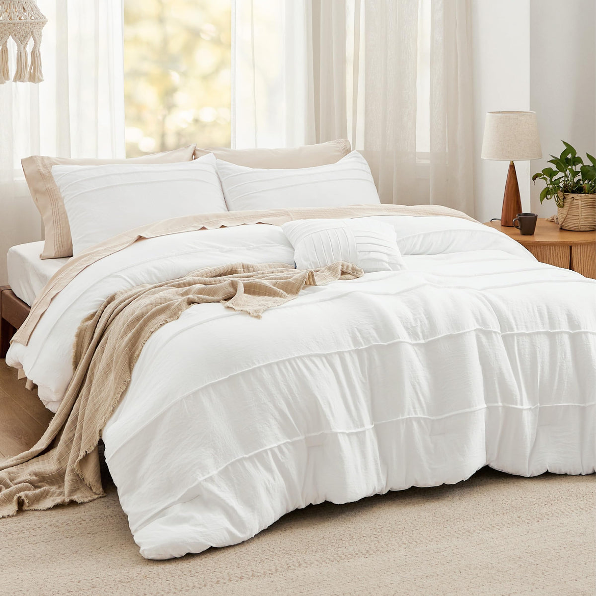 Bedsure White Twin Comforter Set - 3 Pieces Pinch Pleat Bed Set, Down Alternative Bedding Sets For All Season, 1 Comforter, 1 Pi
