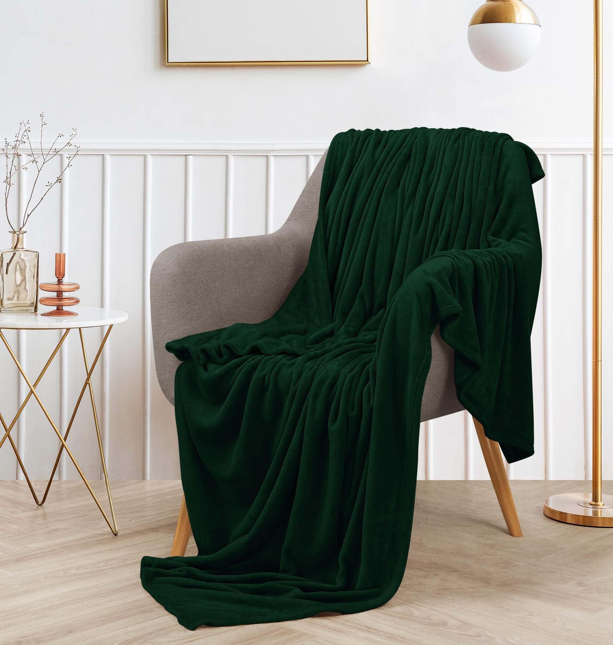 Utopia Bedding Forest Green Fleece Blanket Throw Size Lightweight Fuzzy Soft Anti-Static Microfiber Bed Blanket (60X50 Inch)