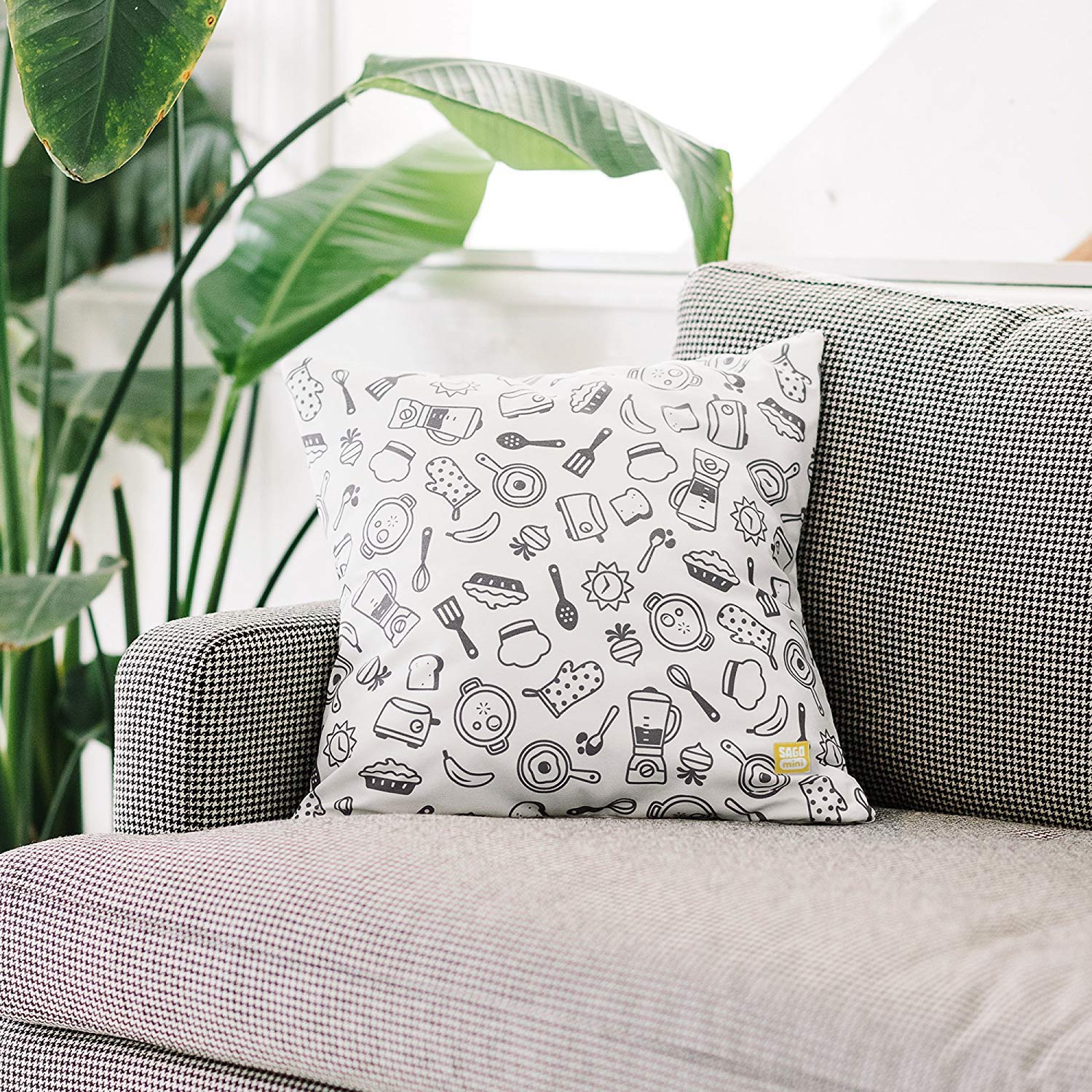 Sago Mini , 2-In-1 Fold Up Pillow Playset, Jinjas Kitchen With Plush Accessories For Toddlers, Multicolor