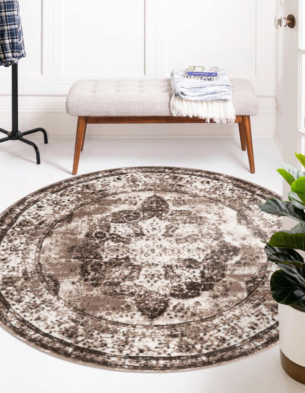 Unique Loom Sofia Collection Area Rug - Salle Garnier (4 1 Round, Light Brown/ Brown)
