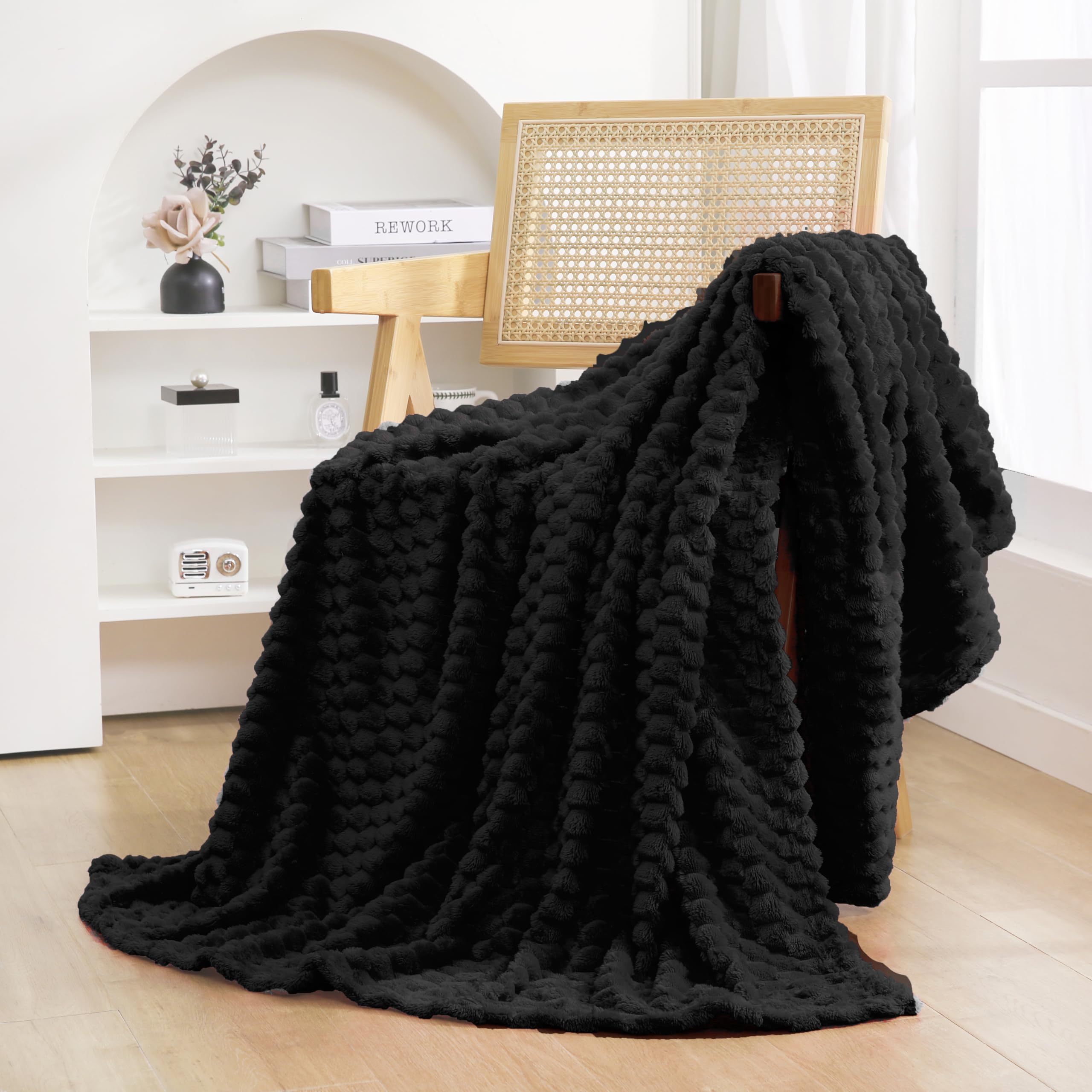Black Throw Blanket 50''  70'' Inches Gifts For Mom Fuzzy 3D Jacquard Decorative Flannel Fleece Super Soft Plush Cozy Blanket Fo