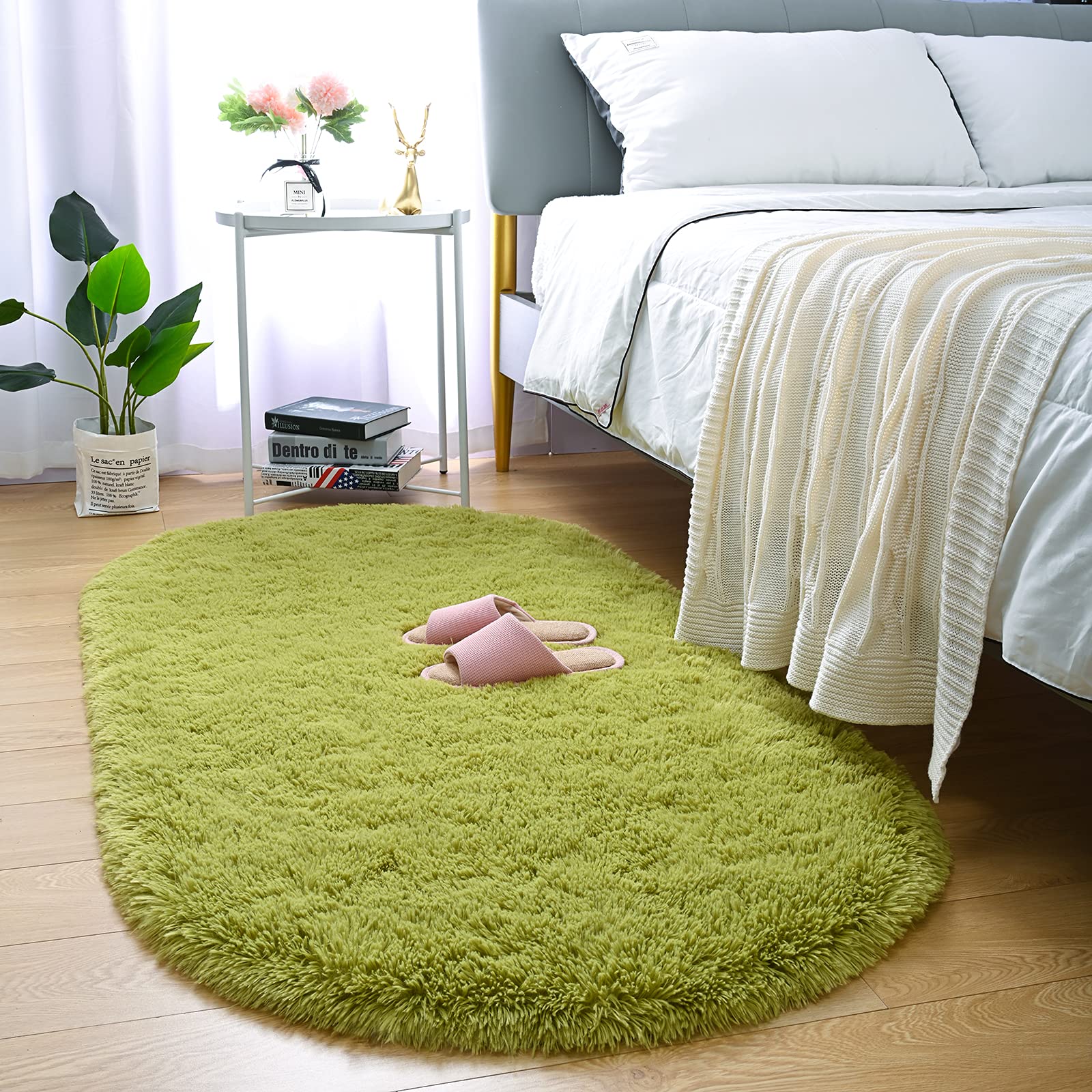 Merelax Soft Shaggy Rug for Kids Bedroom, Oval 2.6'x5.3' Green Plush Fluffy Carpets for Living Room, Furry Carpet for Teen Girls