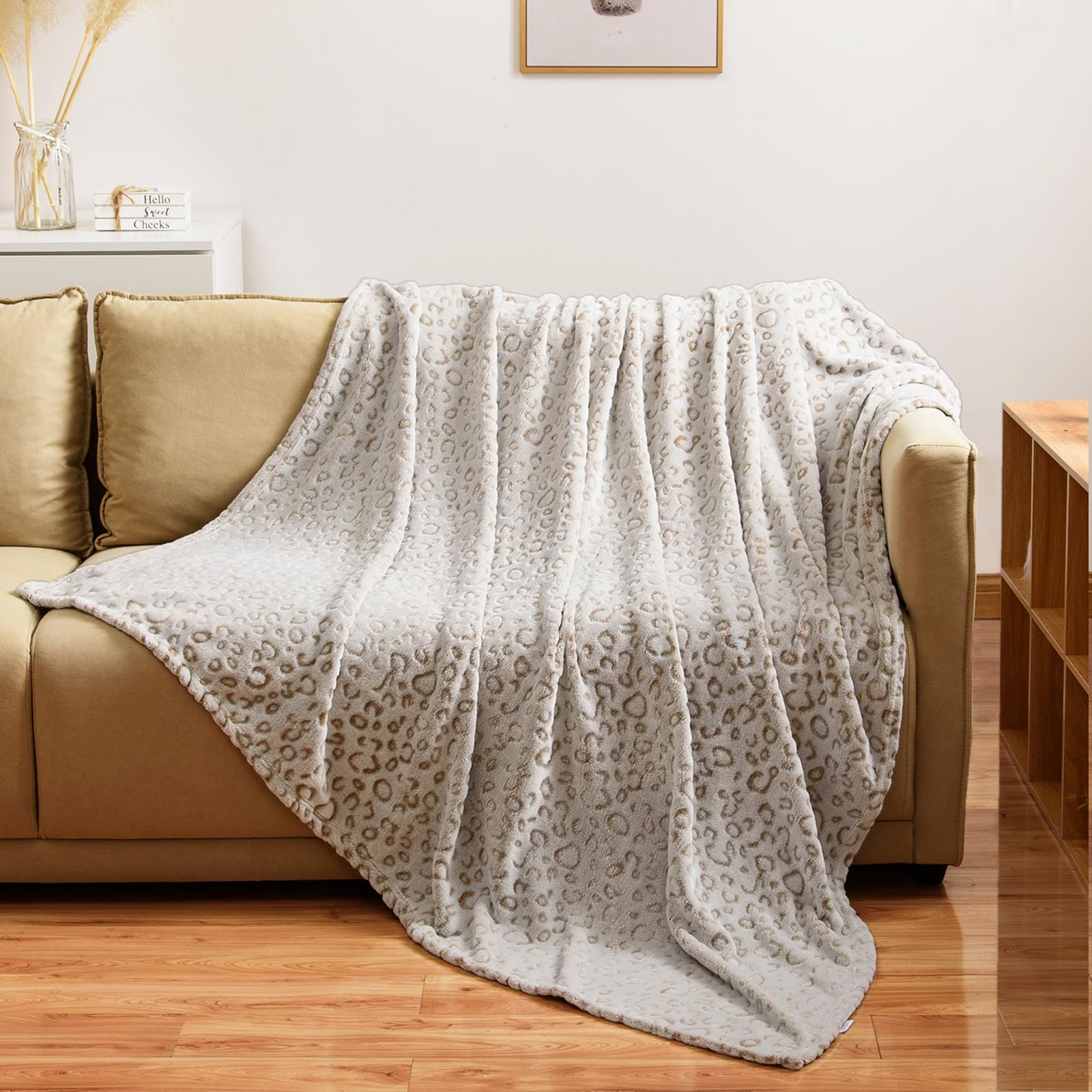 Vessia Leopard Printed Throw Blanket For Couch,Bed,Sofa, Soft Cozy Classic Brown Cheetah Blanket For All Season Decor, Lightweig