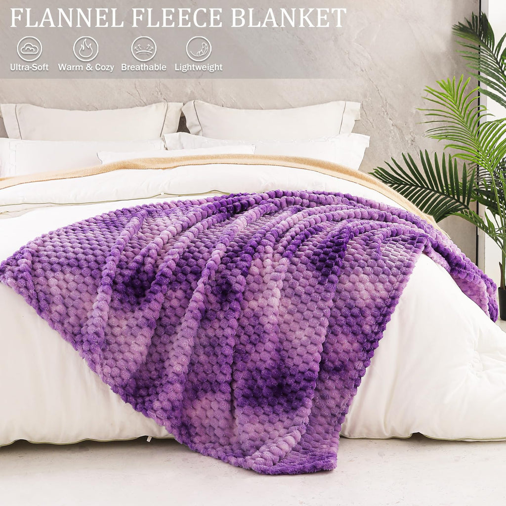 Exclusivo Mezcla Twin Size Soft Fleece Blanket, 90X66 Inches 3D Clouds Stylish Jacquard Velvet Blanket For Bed, Cozy Soft Lightw