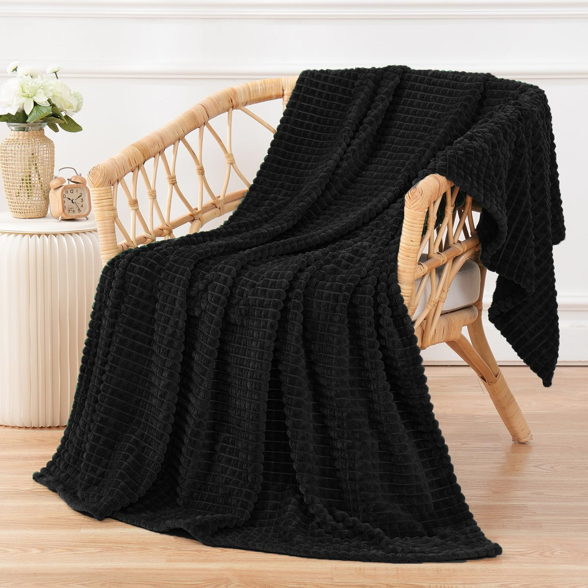Puncuntex Flannel Fleece Throw Blanket Black 50''  60'',Super Soft Plush Cozy Blanket With Square Grid Design Luxury For Couch S