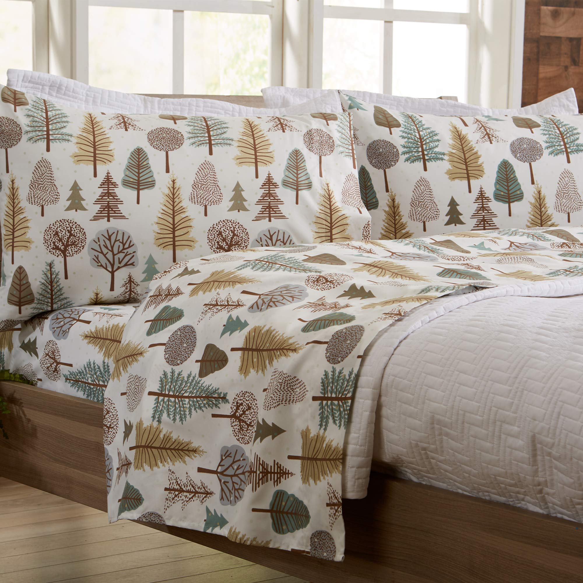 Great Bay Home 4-Piece Lodge Printed Ultra-Soft Microfiber Sheet Set. Beautiful Patterns Drawn From Nature, Comfortable, All-Sea