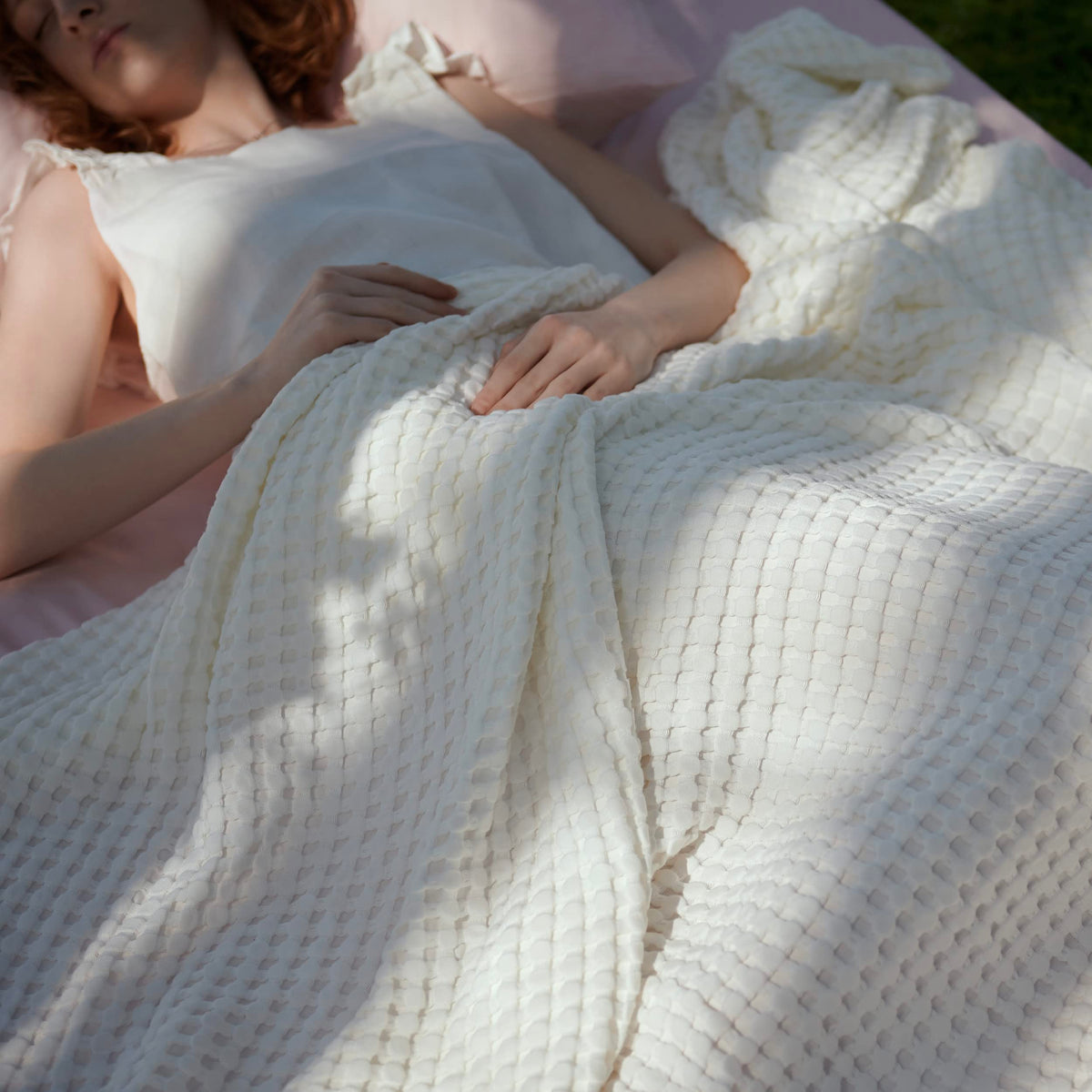 Bedsure Cooling Cotton Waffle Queen Size Blanket - Lightweight Breathable Summer Blanket Of Rayon Derived From Bamboo For Hot Sl