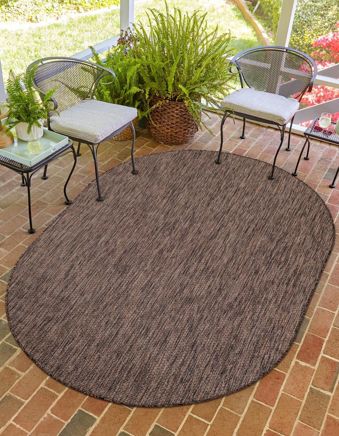 Unique Loom Outdoor Solid Collection Area Rug (4' 1'' x 6' 1'' Oval Light Brown/Ivory)