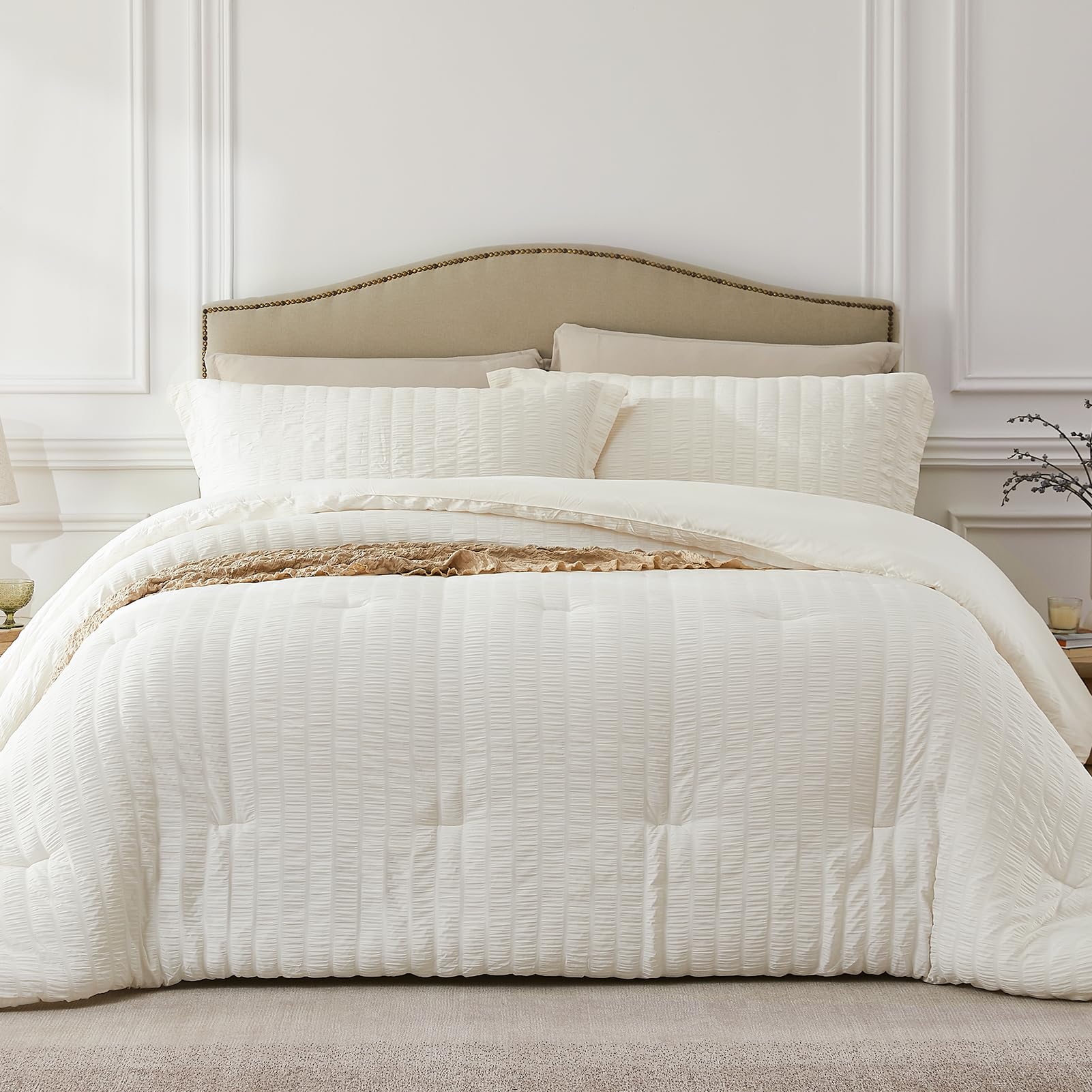 Quataly Beige Oversized Queen Comforter Set - 3 Pieces Seersucker Lightweight Bedding Comforter Sets (1 Soft Fluffy Comforter &
