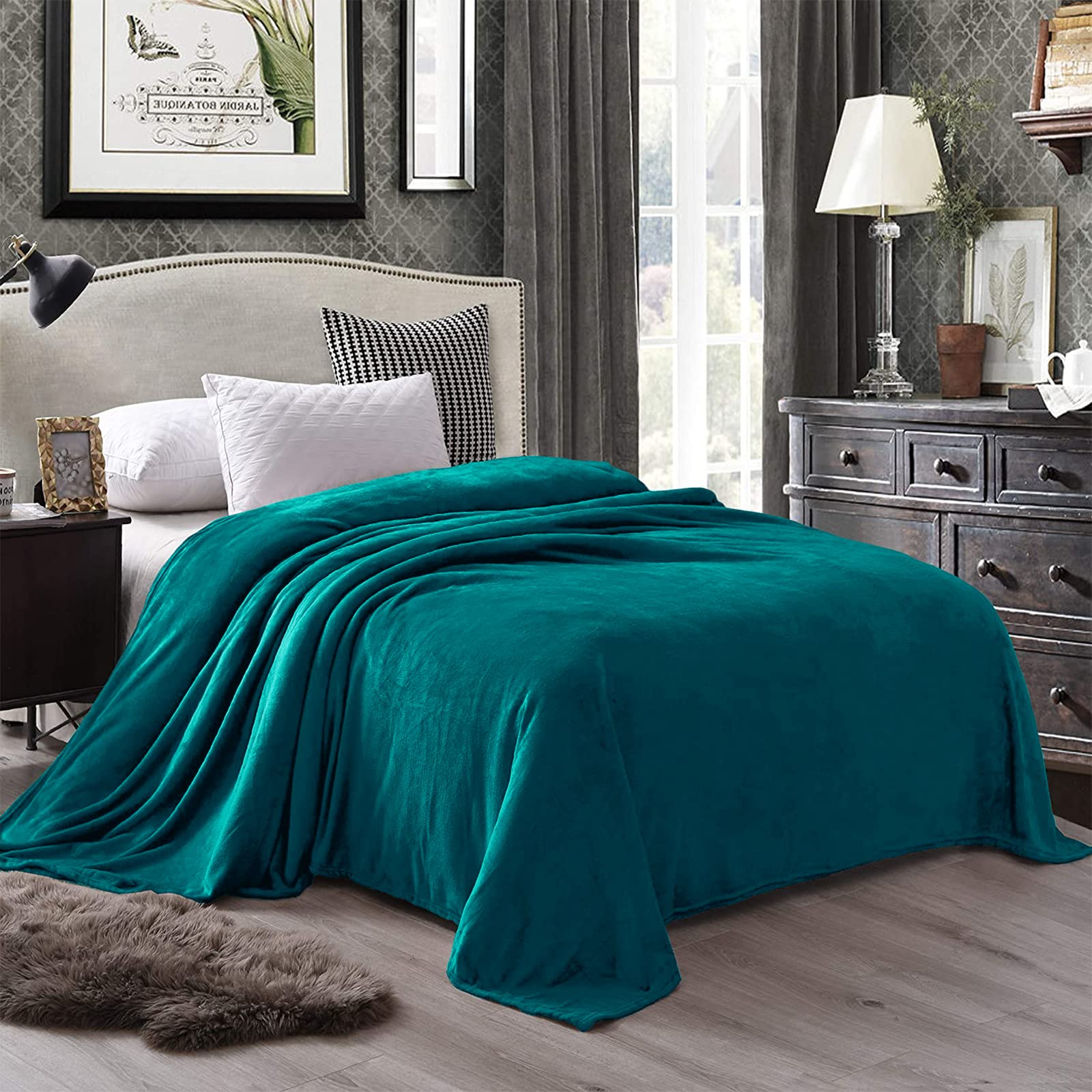 Exclusivo Mezcla King Size Flannel Fleece Velvet Plush Bed Blanket As Bedspread, Coverlet, Bed Cover (90X104 Inches, Teal) Soft,