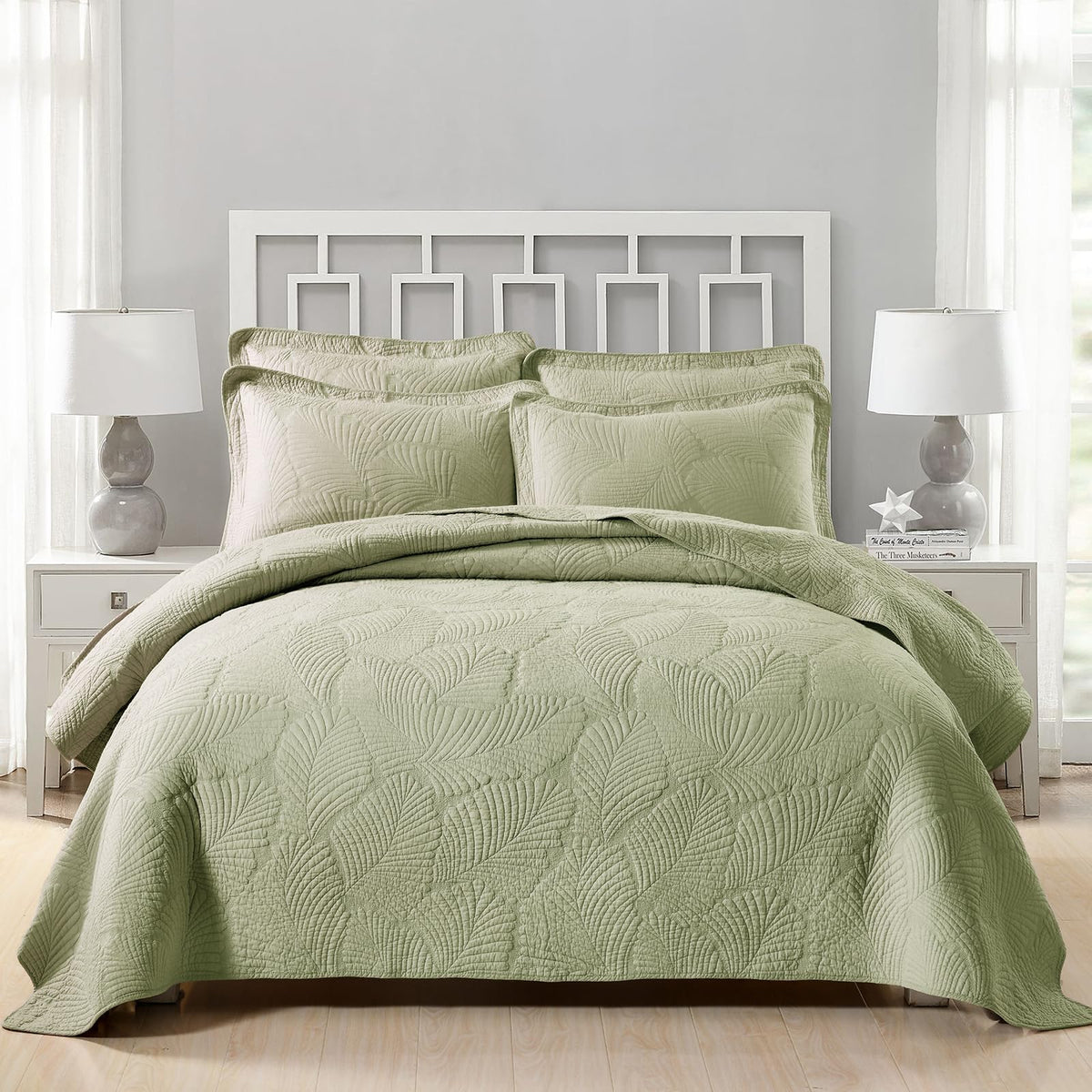 Mixinni Green Tropical Palm Tree King Size Quilt Set Soft Cotton Bedspread Coverlet Bed Cover,3-Piece Quilt Set Quilted Bedding