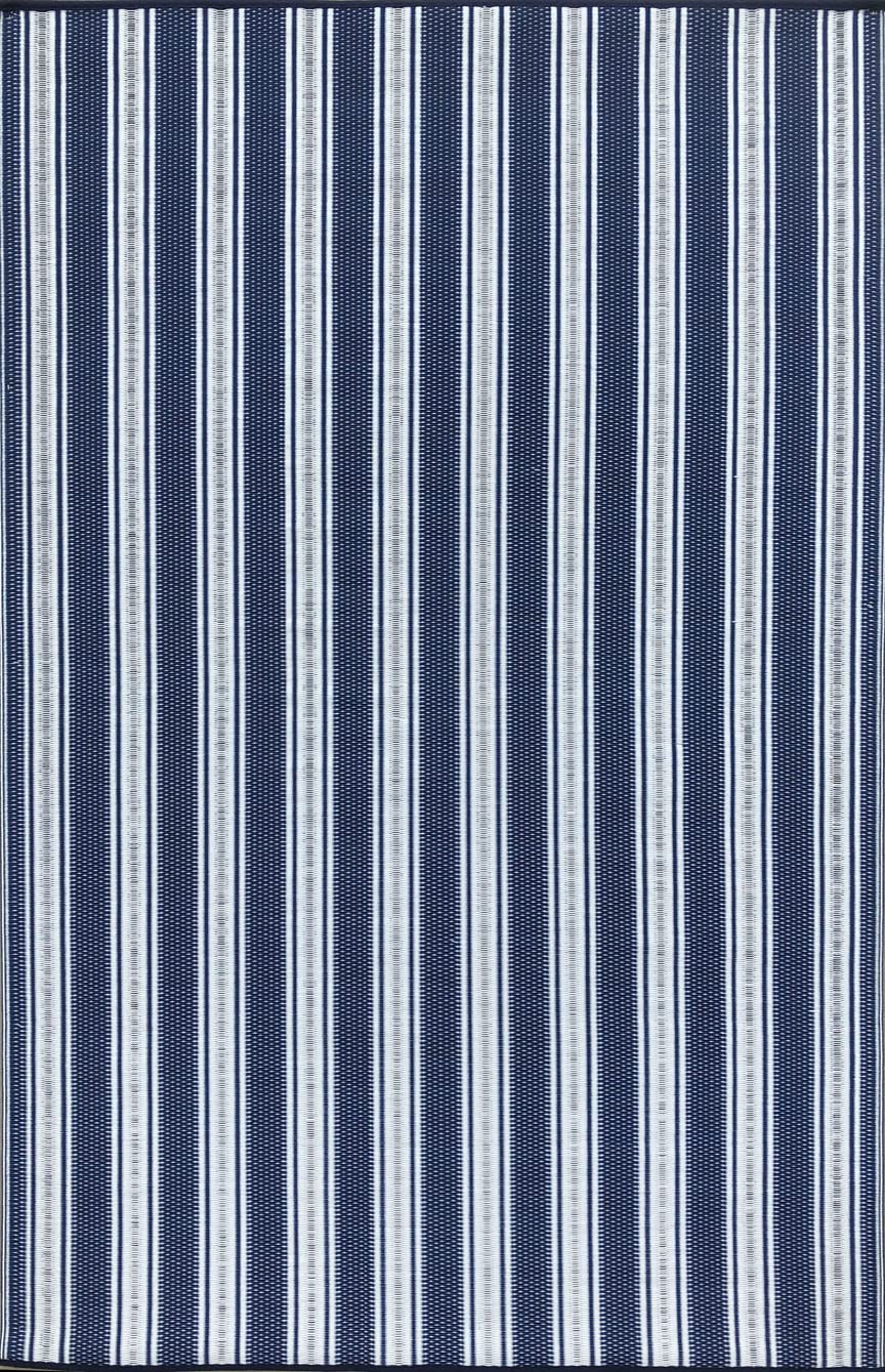 Mad Mats Geometric Outdoor Rug, Reversible Plastic Mat (4' X 6', Vertical Stripe - Blue/White)