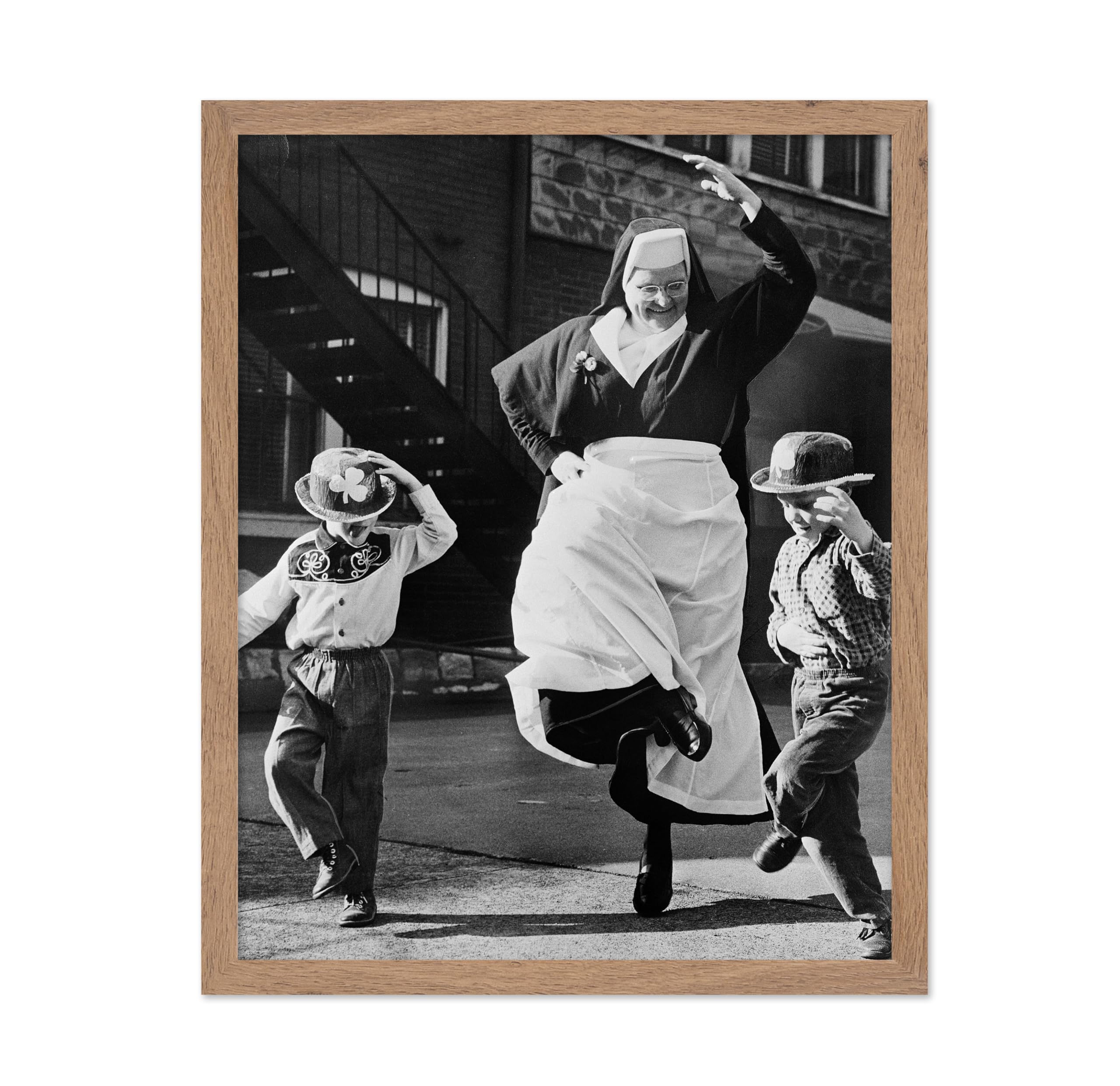 Poster Master Vintage Dancing Nun Poster - Retro Fun Nun Print - Photography Art - Gift for Her, Woman, Churchwomen - Wall Decor