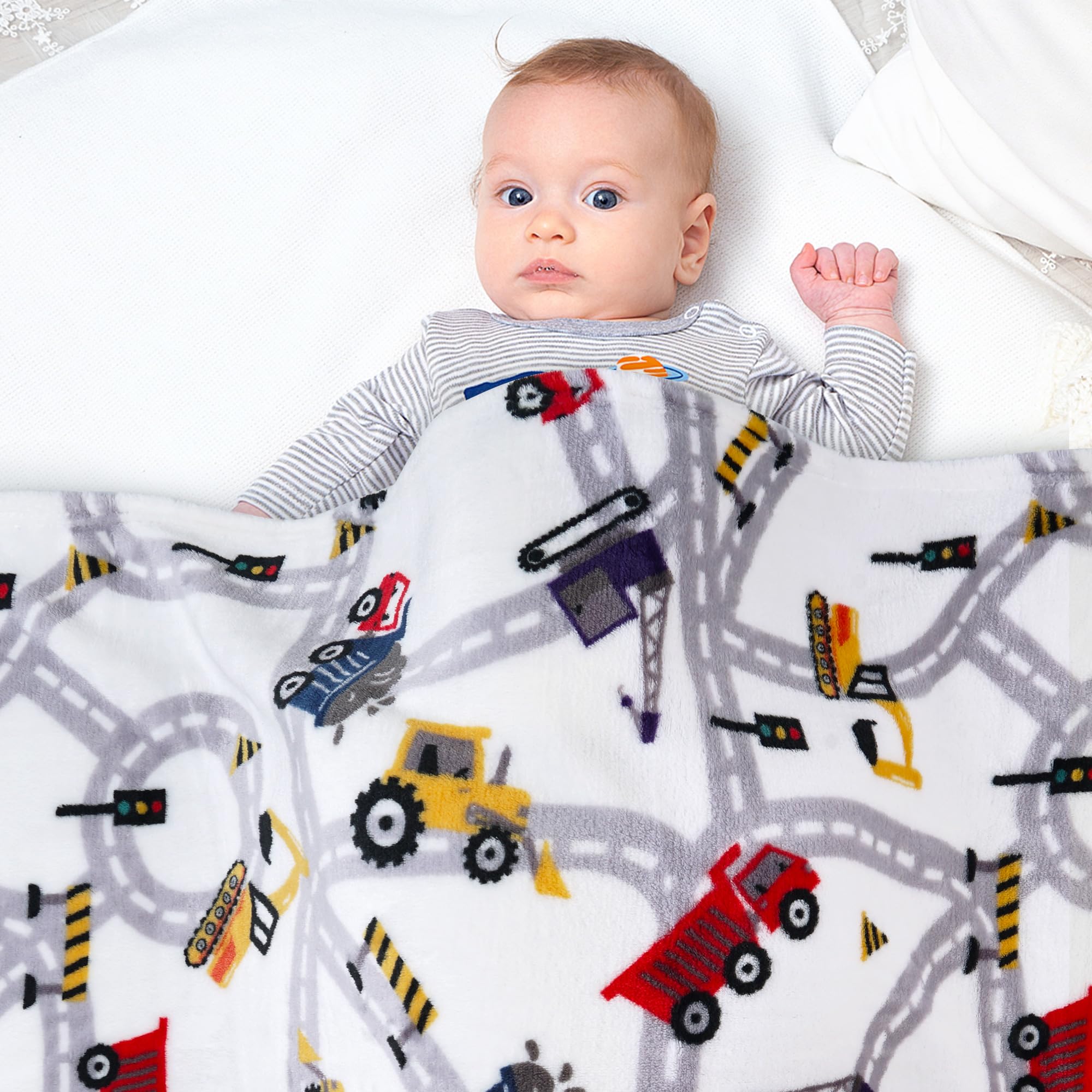 Viviland Kids Throw Blanket, Truck Print Blankets For Boys, Soft Warm Lightweight Plush Throw Blanket Car Fleece Throw Blanket F