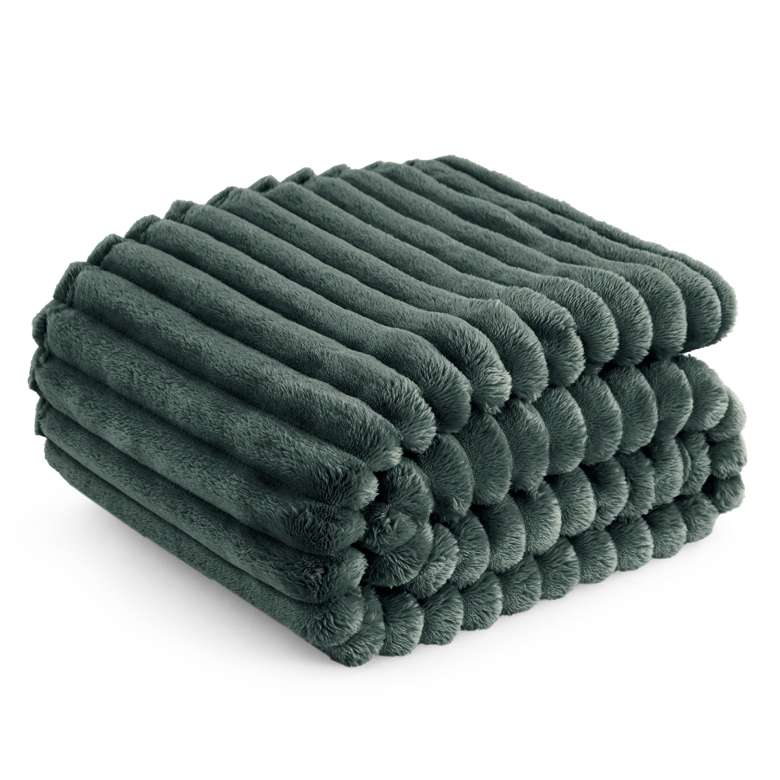 Bedsure Mallard Green Fleece Blanket For Couch - Super Soft Cozy Blankets For Women, Cute Small Blanket For Girls, 50X70 Inches
