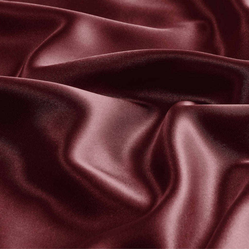 BEDELITE Burgundy Satin Pillowcase Set of 2, Queen Size (20x30 Inches), Soft & Cooling, Zipper Closure, Ideal Gift for Women & Men